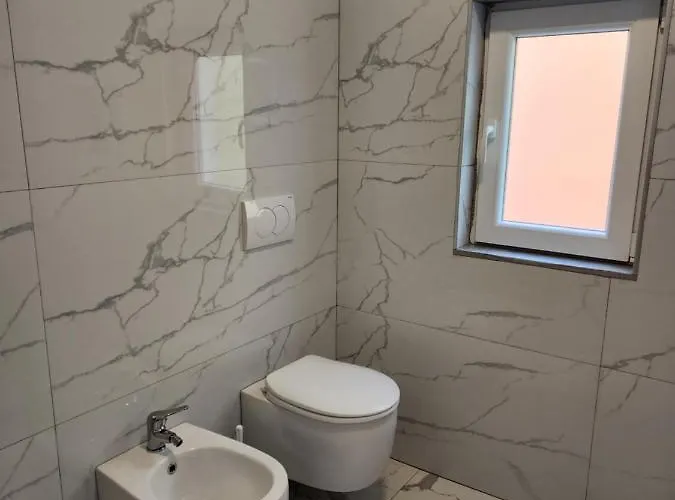 Sweet 21 ティラナ